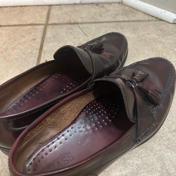 Bass Brown Leather Loafers Slip-On Shoes - Picture 3 of 4